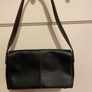 Jones New York leather purse